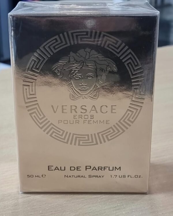 VERSACE